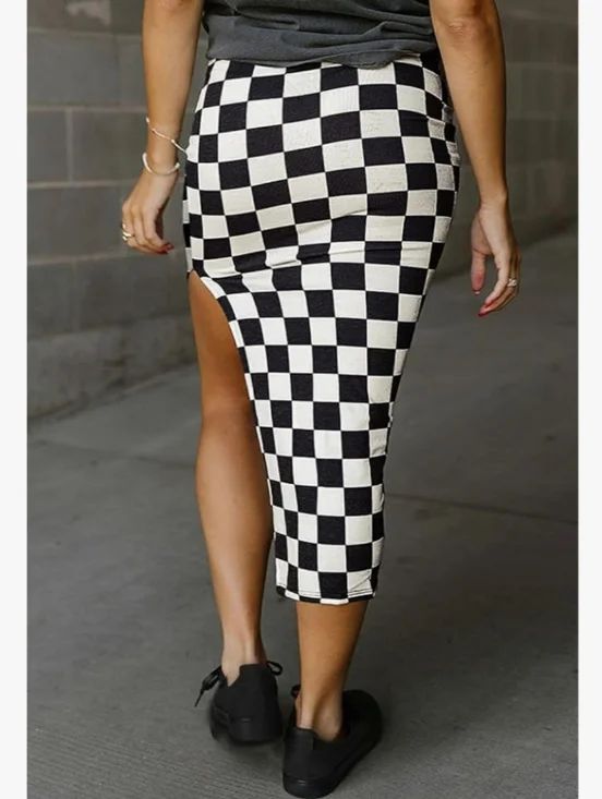 High-Waist Black & White Check Midi Skirt with Side Slit - Picture 2 of 7